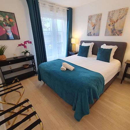 Disneyland Residence Bmyguest Serris Bagian luar foto